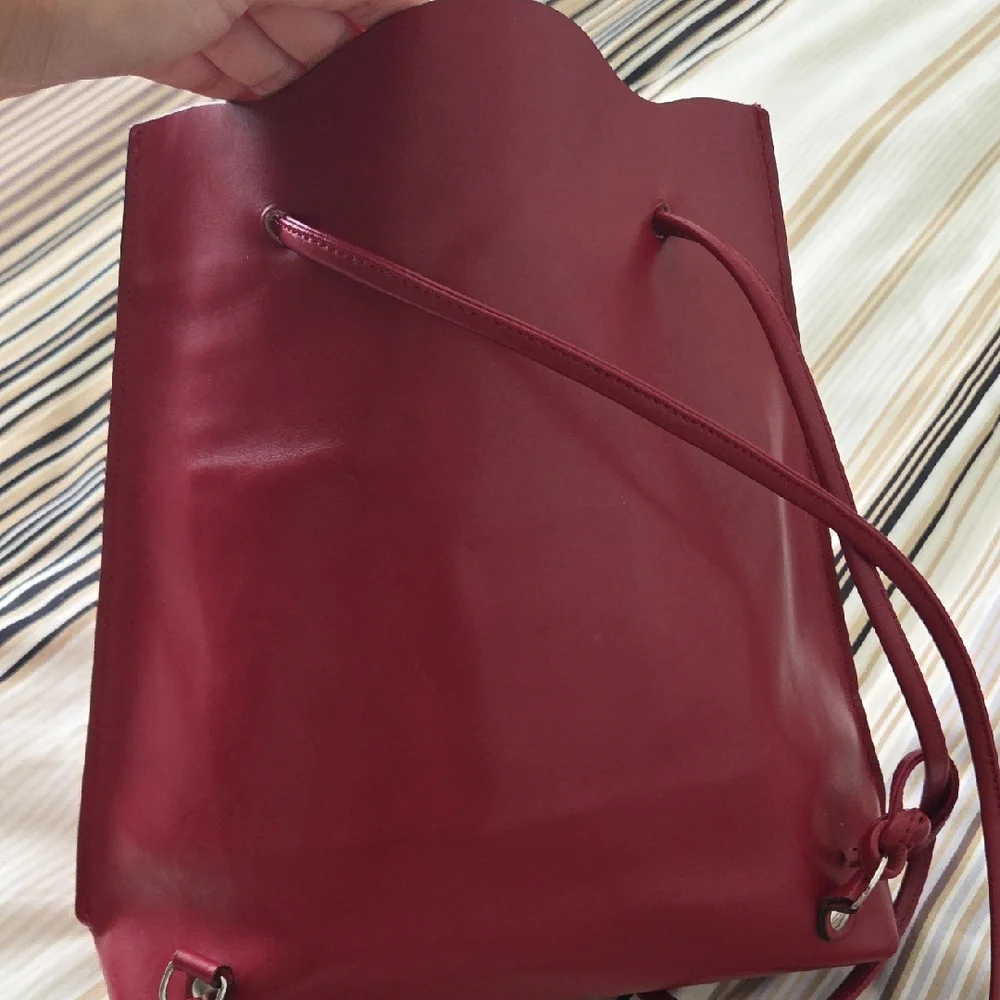 Tiffany & Fred Paris Chic Red Leather Backpack - Picture 8 of 15